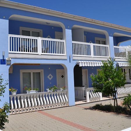 Marina Apartments Vir Bagian luar foto
